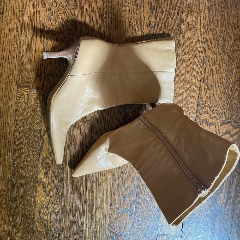 Aldo ankle boots with pointed toe.